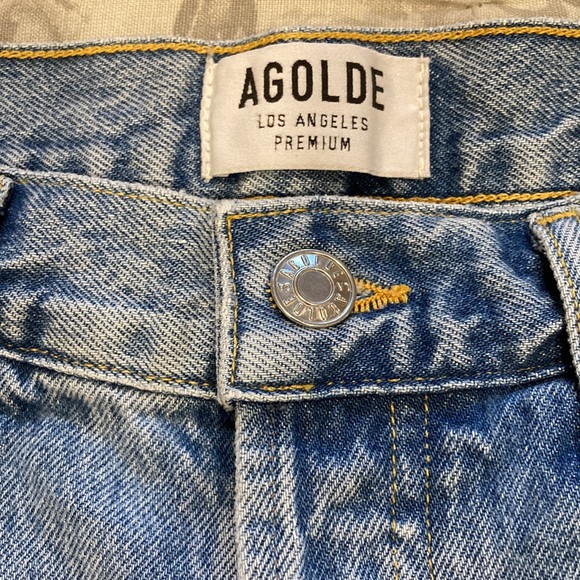 Like New Agolde Parker Shorts - Picture 4 of 16
